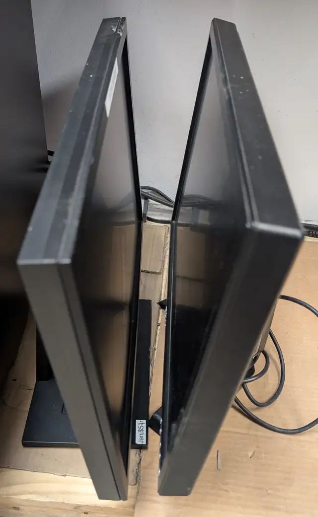 Moniteur Dell 19 pouces LCD – Écran PC VGA – Idéal Double Écran