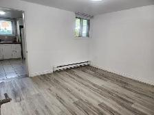 Semi-basement 2 1/2 apartment -Western NDG