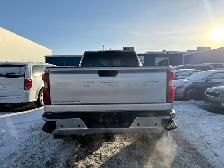 2022 Chevrolet Silverado 2500HD LT CREW CAB, 6.6L, V8, Clean Car - Photo 6