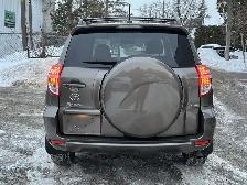 2011 Toyota RAV4 LIMITED | AWD | LEATHER | HEATED SEATS | NO ACC - Photo 4