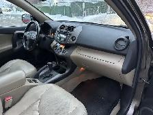 2011 Toyota RAV4 LIMITED | AWD | LEATHER | HEATED SEATS | NO ACC - Photo 18