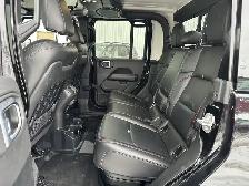 2021 Jeep Gladiator Rubicon | ONE OWNER| NO ACCIDENTS | 4WD | LE - Photo 13