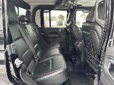 2021 Jeep Gladiator Rubicon | ONE OWNER| NO ACCIDENTS | 4WD | LE - Photo 17