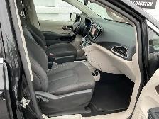 2023 Chrysler Grand Caravan SXT - Photo 9