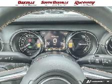 2023 Jeep Wrangler 4DR HIGH ALTITUDE | HYBRID | SKY TOP | TOW GR - Photo 15