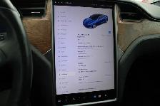 2020 Tesla Model S - Photo 25