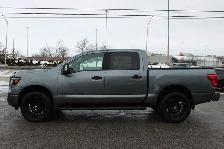 2018 Nissan Titan - Photo 4