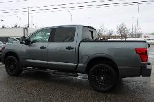 2018 Nissan Titan - Photo 5