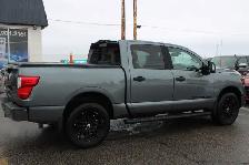 2018 Nissan Titan - Photo 7