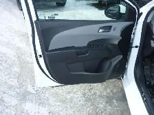 2015 Chevrolet Sonic LT - Photo 6