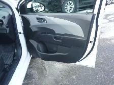 2015 Chevrolet Sonic LT - Photo 9