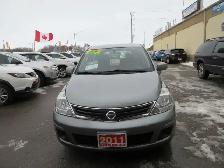 2011 Nissan Versa 1.8 SL - Photo 2