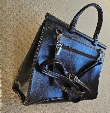 GUCCI  Leather Handbag for Women (with Shoulder Strap)