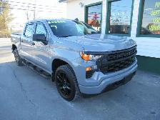 2024 Chevrolet Silverado 1500 Custom 4x4 w/ 2.7L Turbo | CLEAN U