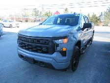 2024 Chevrolet Silverado 1500 Custom 4x4 w/ 2.7L Turbo | CLEAN U - Photo 4