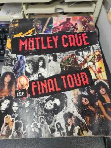 Mötley Crüe The Final Tour Program Book