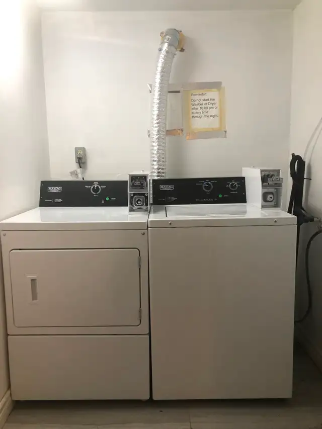 1 unit on 2nd floor in house walk to UFT near Subway - Photo 9