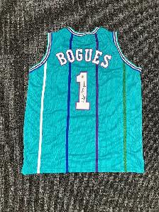 Muggsy Bogues Signed Hornets Blue Jersey l Authenticated - Photo 4