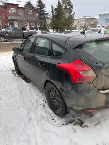 2014 Ford Focus SE Beater - Photo 2