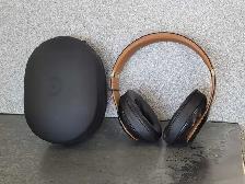 Beats Studio 3 Wireless Headphones (31042288)