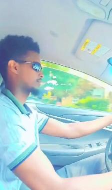 Experienced Class 4Q Driver looking for a job.