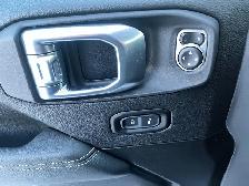 2021 Jeep Wrangler Unlimited Sahara Sahara | V6  COLOR MATCH... - Photo 15