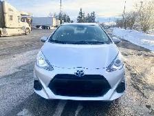 2017 Toyota Prius C 5dr HB - Photo 2