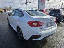 2019 Chevrolet Cruze LT | Back Up Camera | Heated Seats - Photo 7