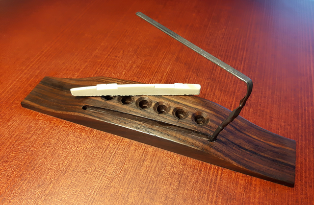 Ajustement & réparation guitare acoustique & classique - Luthier - Photo 4