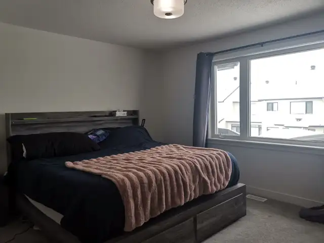 Riverside South Brand New Townhouse for rent - Photo 5