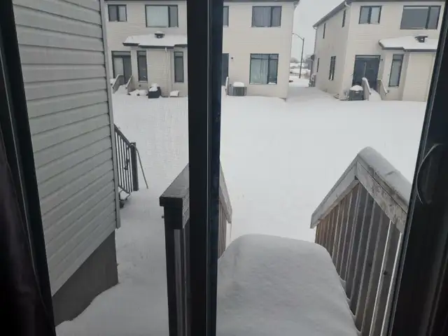 Riverside South Brand New Townhouse for rent - Photo 7