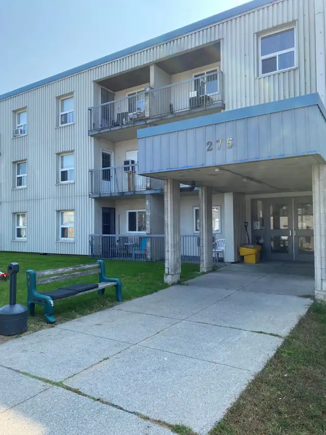 2 Bed, 1 Bath Apartment