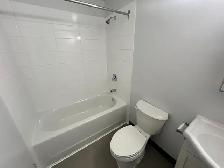 2 Bed, 1 Bath Apartment - Photo 2