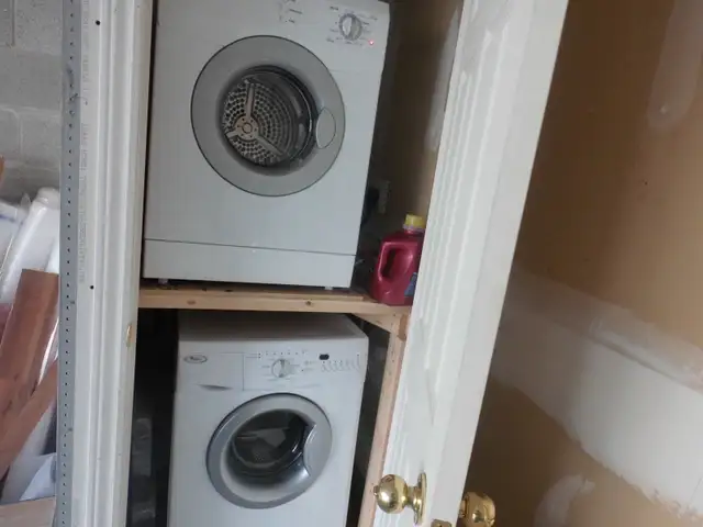 Spacious 1 Bedroom Basement Apartment at Major Mac and Keele St - Photo 6