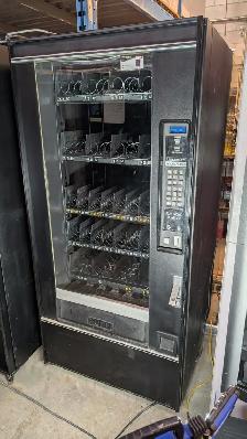 VENDING MACHINES ON SALE - Photo 5