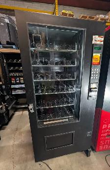 Vending Machines - Photo 2