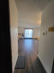 Wildwood area 2 bed   den. Perfect for students! - Photo 3