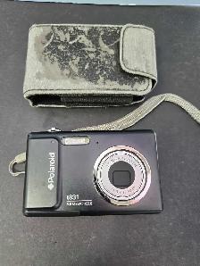 POLAROID Camera no charger T831