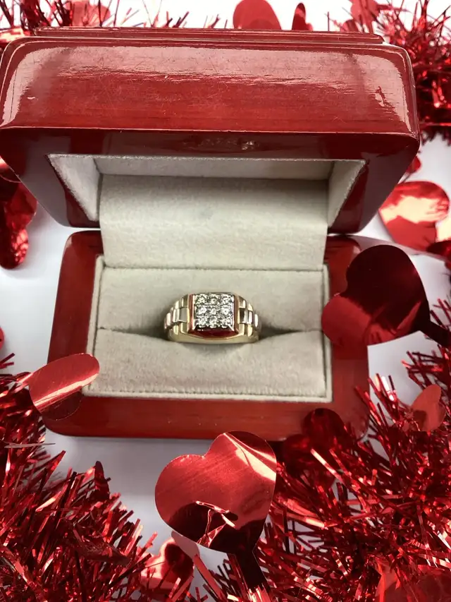 bague en or 2 tons et diamants