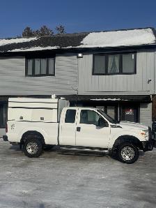 2015 Ford Super Duty F-250 SRW 4x4 with high roof cap — CERTIFIE - Photo 6
