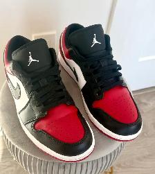 NIKE Air Jordan 1 Low Bred Toe Men.