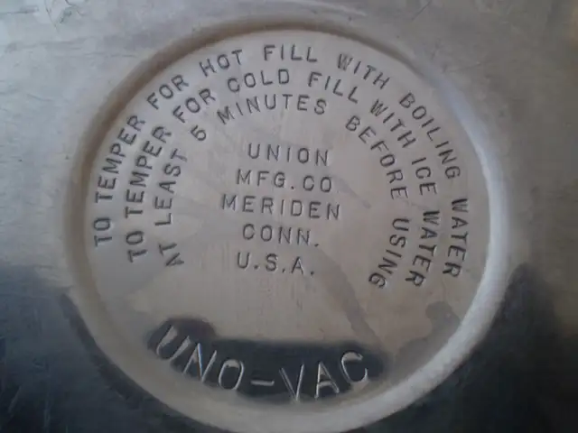 THERMOS-UNO-VAC STAINLESS STEEL-BIG MOUTH -2 QUART-USED- $25 - Photo 3