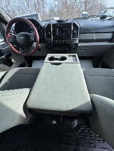 2019 Ford Super Duty F-350 SRW 8 FT BOX WITH CAP — CERTIFIED — - Photo 10