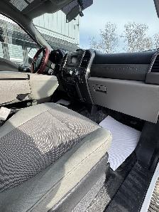 2019 Ford Super Duty F-350 SRW 8 FT BOX WITH CAP — CERTIFIED — - Photo 12