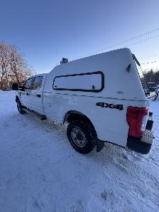 2017 Ford Super Duty F-250 SRW 8 FT LONG BOX WITH CAP — CERTIFIE - Photo 5