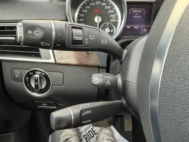 2013 Mercedes-Benz ML 350| One Owner| Harman/Kardon Speakers - Photo 16