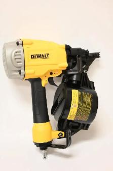 Dewalt Framing Nailer 15 Degree Coil Model DWF83C Like New