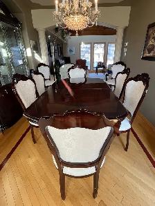 Dining Table with 8 Chairs
