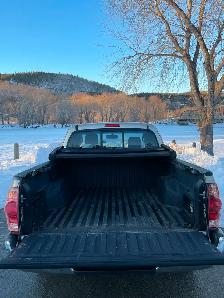 For Sale 2005 Toyota Tacoma Truck Only 239,000kms 2 Year MVI - Photo 5