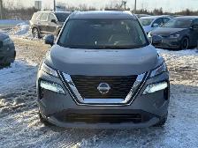 2023 Nissan Rogue SV AWD - Photo 2
